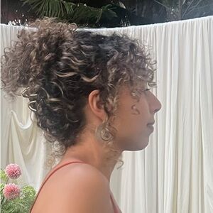 Meet your Posher, Tamar